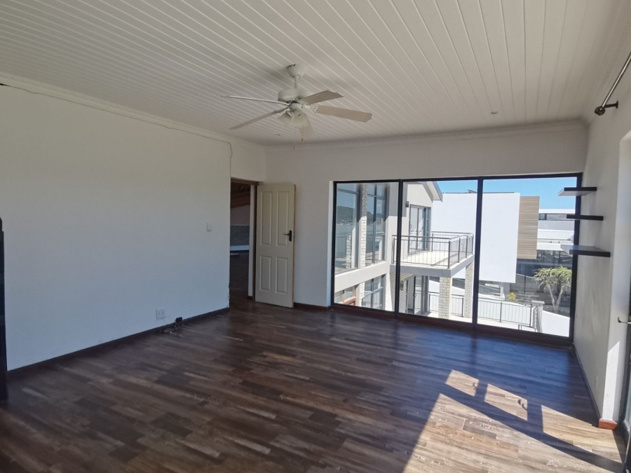 5 Bedroom Property for Sale in Royalston Residential Estate and Wildlife Reserve Eastern Cape